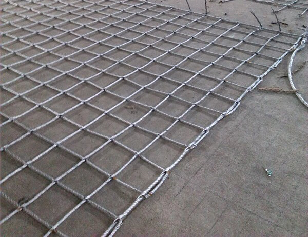 鋼絲繩吊網(wǎng)