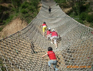 旅游攀爬網(wǎng)